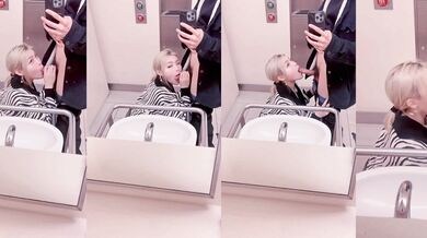 金毛女友跪著給我口