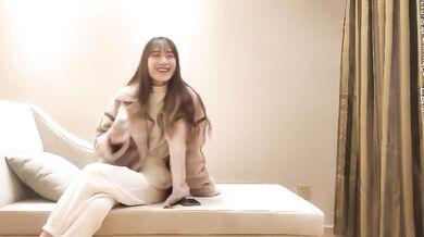 Tanhuaシリーズ 2000年生まれのスリムな女の子