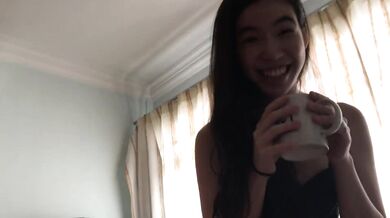 Người đẹp nổi tiếng Internet Singapore Janella thổi kèn góc nhìn thứ nhất đồ lót màu xanh