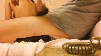 台北の平らな胸の女の子と彼氏のセックスビデオ