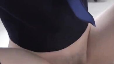 おしっこをする女の子