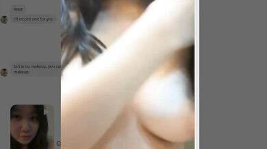 Đĩ trung học Đài Loan khỏa thân trên webcam phần 1 (larie từ hong kong)