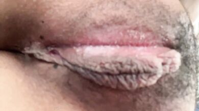 臭そうなオマンコをくっぱぁ！