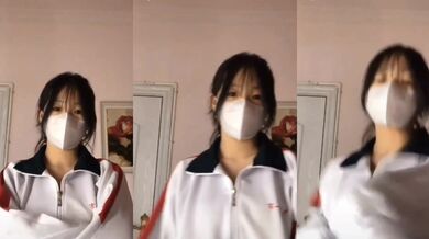 Dạy em gái cởi trần và làm bài tập về nhà