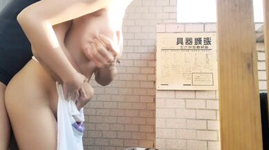 台灣少婦陽台被後入