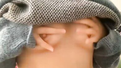 Tự sướng ngực 09