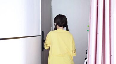 女性配達員が体で報復