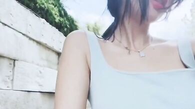 露奶自拍05
