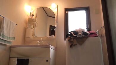 入浴前と入浴後の日本の女子高生トップ