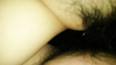 最高の巨乳Dカップ美人大学生と彼氏のプライベートセックス写真が流出、キスしたり激しくファックしたり