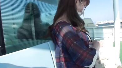 野外、露出、調教。スタイルグッドなギャル娘と・・2