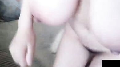 Big tits girl selfie