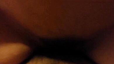 高校生カップルが家族のいない隙に女子高生の家でこっそりセックス（2）