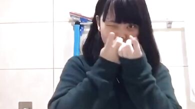 張邦梅がイチャイチャして自慰行為をする