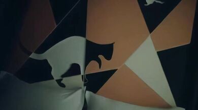 ホテル外の美女1208