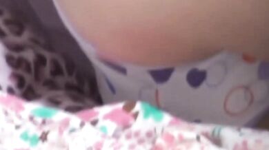 偷窺日本女子在家解決生理需求