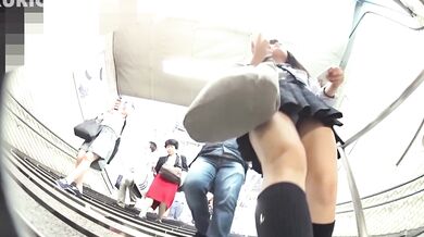 女子高生のビデオ 114