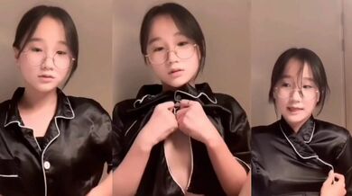 コントラストメガネの女の子がおっぱいを露出してオマンコをこする