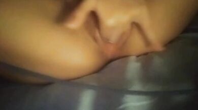 三支手指自慰 小穴被前男友玩松了