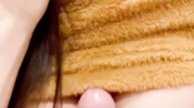 大奶小姐姐用上體服侍男友