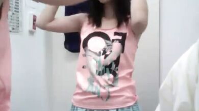 ショッピングモールの下着店の試着室で、思春期の美少女たちが下着を試着する様子をこっそり撮影しました。美しい胸は張りがあって丸い。