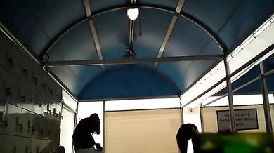 韓国のプールの更衣室