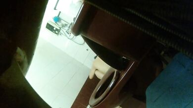 出租屋衛生間拍攝到的豐滿少婦洗澡更衣 身材苗條奶子堅挺陰毛絕對性感 720P高清完整版