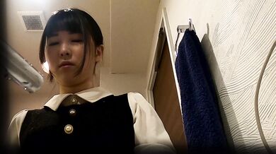 Innocent beauty grows up: Secret shower footage of Mei stretching and washing up in front of the mirror