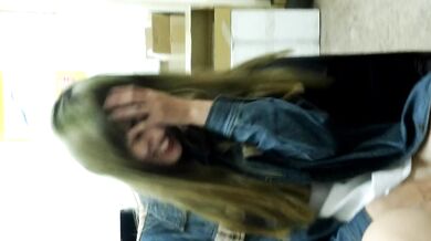 反差美女辦公室揉毛逼