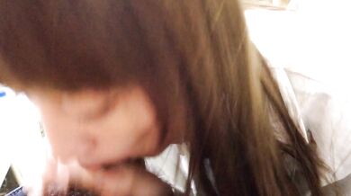 反差美女辦公室吃肉棒