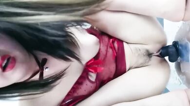 姐姐騎假屌激烈潮吹