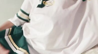 巨乳チアガール黒タイツの誘惑