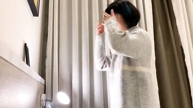 美女姜妤がホテルで撮影中にオーラルセックス