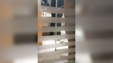 陳潔瑩が地元の男女グループによって性的玩具として弄ばれる