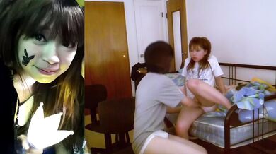 反差小女友 羅曉君(Crystal Lo) 自宅セックス映像流出4 - ベッドに押し倒し服を脱がし弄ぶ