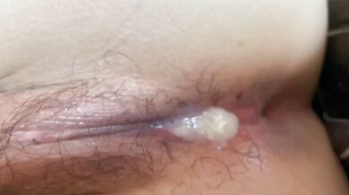 隣に住む幼なじみとのハメ撮りセックス