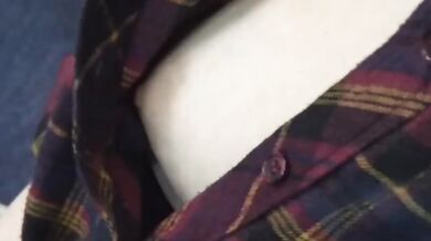 日本地鐵偷窺美女奶頭