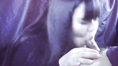 ぽっちゃり女子大生が車内でフェラをしてくれた