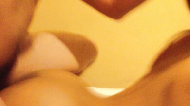 新加坡小姐姐被炮友快速抽嘴