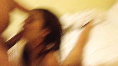 新加坡小姐姐被炮友快速抽嘴