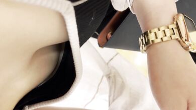 圧倒的な可愛さ！！そんなコのおっぱいを拝見