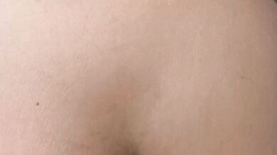 Cô gái 18 tuổi tìm được người yêu sau thời gian dài tự thỏa mãn