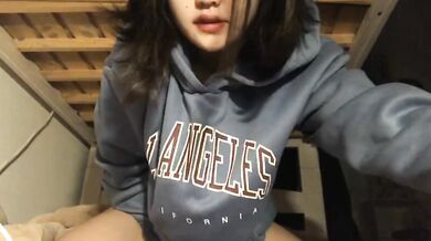 日本うさぎ歯高校女子寮自慰2