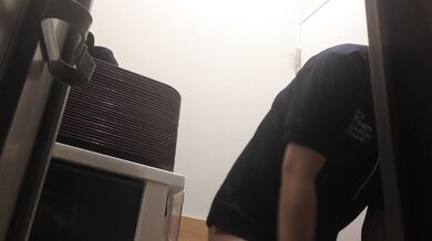 KOC Part-Time Job: Introverted Glasses Guy