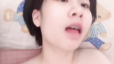 可愛大學生妹妹很飢渴想被男人幹