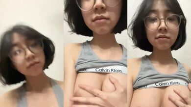 胸元のセルフィー20枚