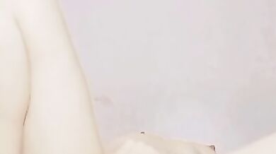 網戀姐姐自己來