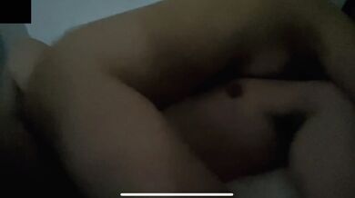 大學生走課在宿舍女上趴低插 2