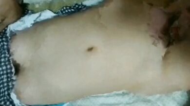 玩弄妹妹巨乳嫩逼