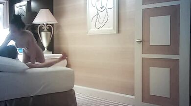 浴室から寝室へ